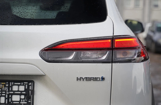 Toyota Corolla Cross cena 160221 przebieg: 1, rok produkcji 2024 z Ciechanowiec małe 277